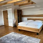 Weinloft Apartment *